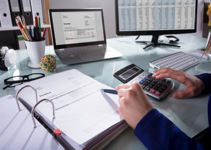 Kế toán mua hàng cấp senior sẽ đảm nhận nhiệm vụ nhận phiếu, nhập xuất, kiểm kê và rà soát hàng hoá