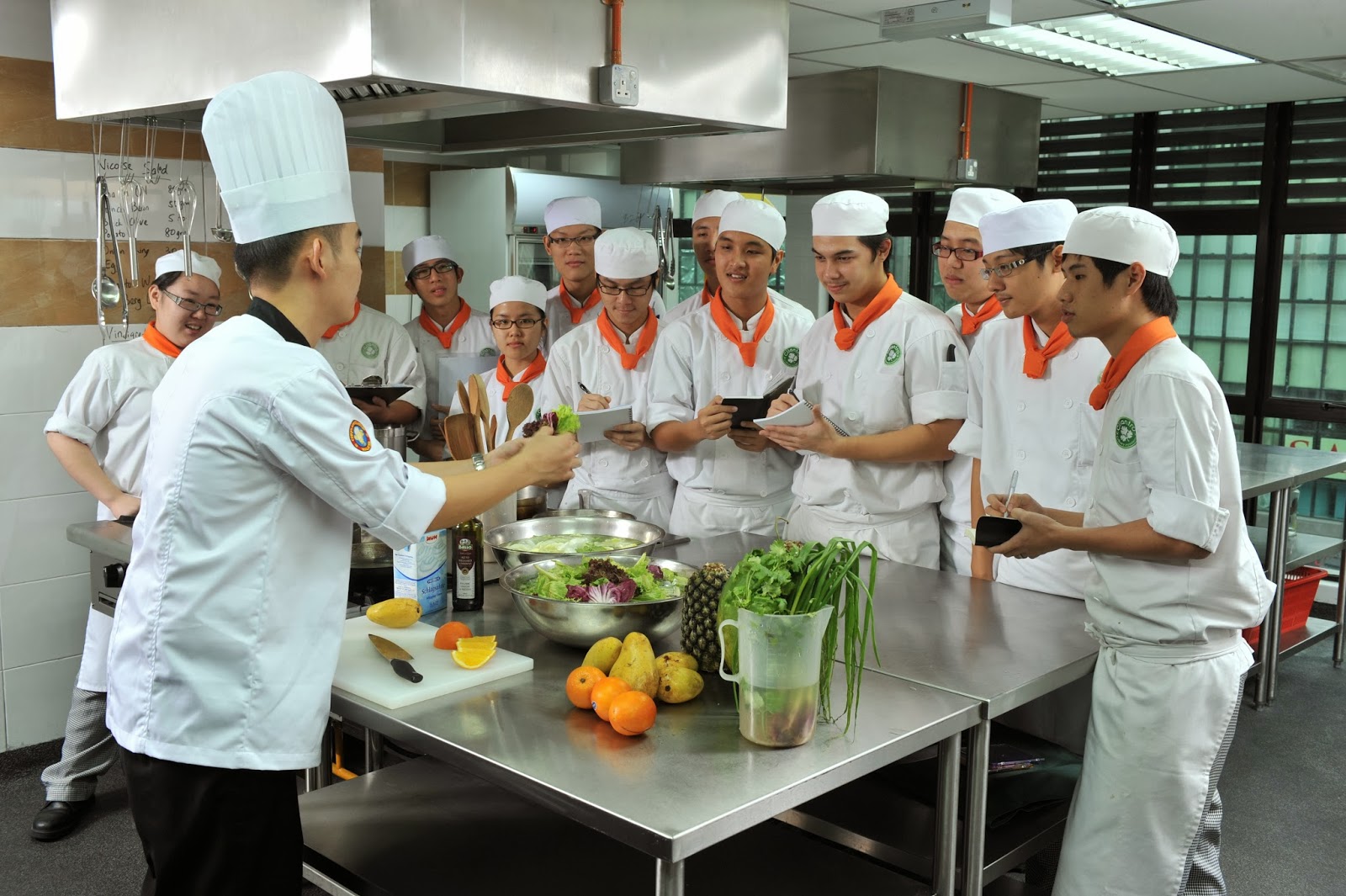 Vị trí quản lý bếp chịu trách nhiệm chính với các hoạt động trong không gian bếp