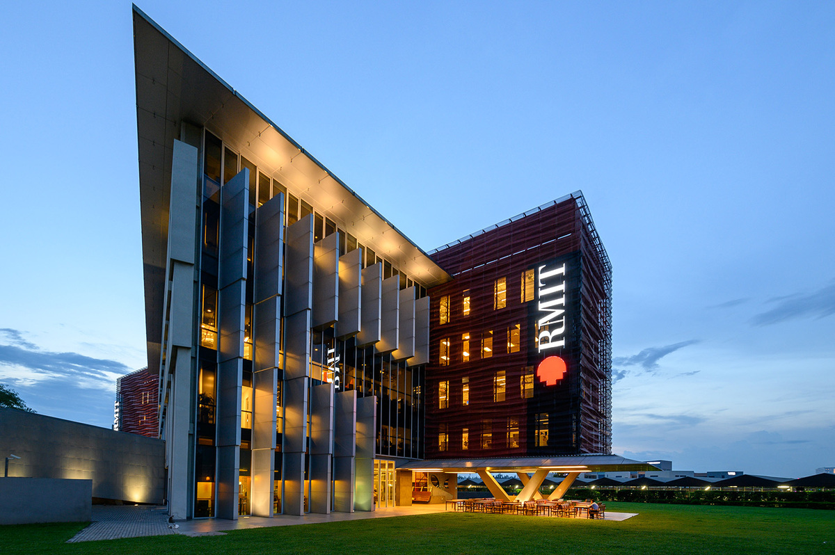 Đại học Quốc tế RMIT xét tuyển ngành Logistics theo phương thức học bạ