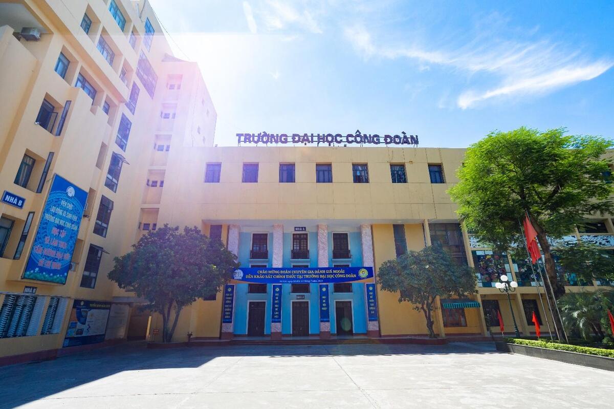 Ngành quản trị nhân lực của Đại học Công đoàn có mức học phí khoảng 13,9 triệu/ năm học