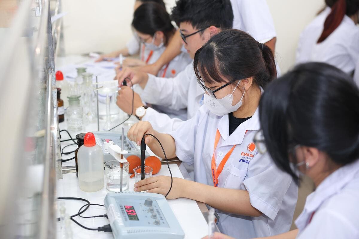 Để trở thành dược sĩ, bạn cần phải đáp ứng các điều kiện về trình độ chuyên môn và chứng chỉ hành nghề