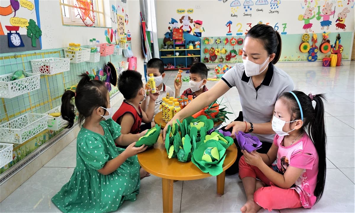 Ngoài những kỹ năng cần thiết giáo dục trẻ thì giáo viên mầm non cần có những phẩm chất đạo đức tốt