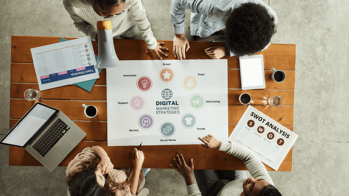Ngành marketing cung cấp những kỹ năng bán hàng truyền thống kết hợp với các công cụ marketing hiện đại