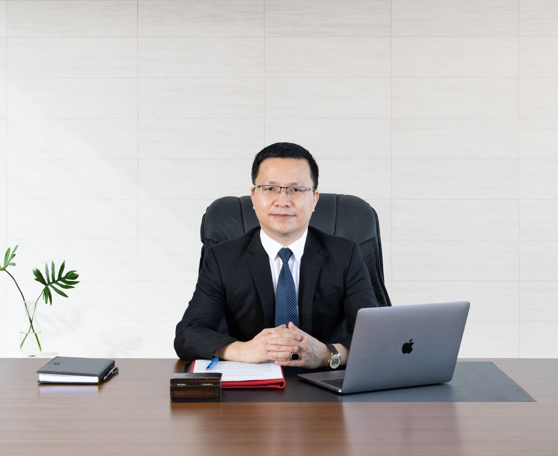 CEO Tony Vũ là người lãnh đạo và điều hành job3s.online