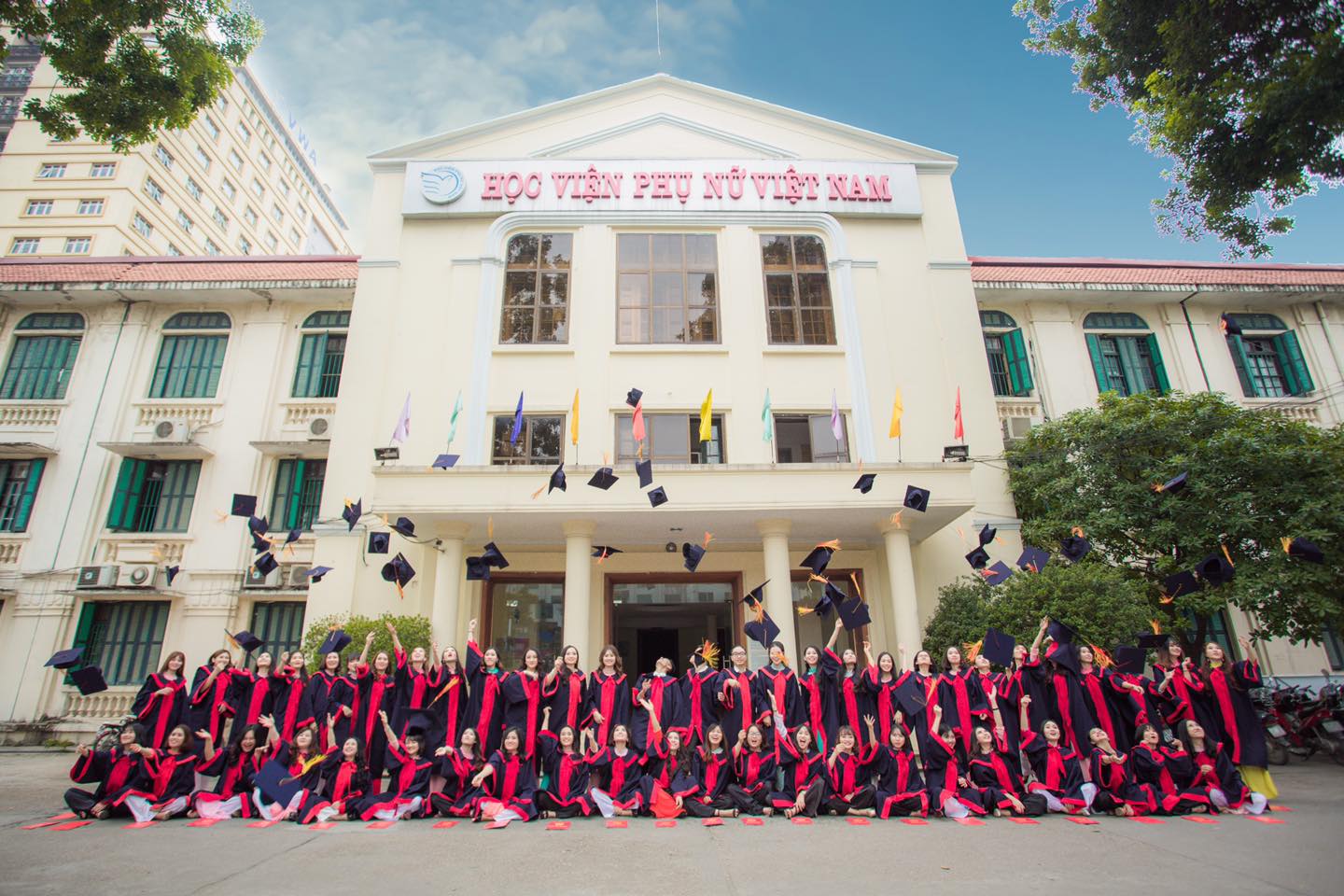 Học viện Phụ nữ Việt Nam có tiền thân là Trường Cán bộ Phụ nữ Trung Ương