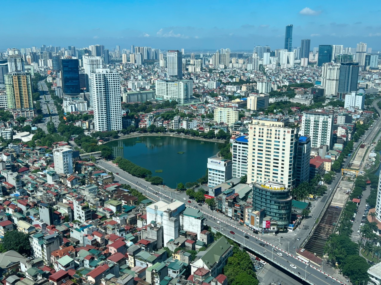 Nhu cầu tuyển dụng tư vấn thẩm mỹ nói riêng và các ngành nghề nói chung tại Hà Nội là cực kỳ lớn