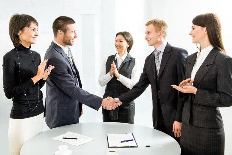 Giám đốc dự án sẽ đảm nhận nhiều công việc khác nhau