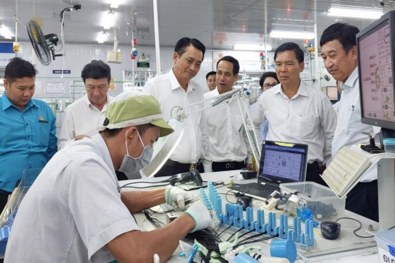 Lợi thế đường bờ biển dài của Trà Vinh đã tạo ra nhiều cơ hội việc làm hấp dẫn