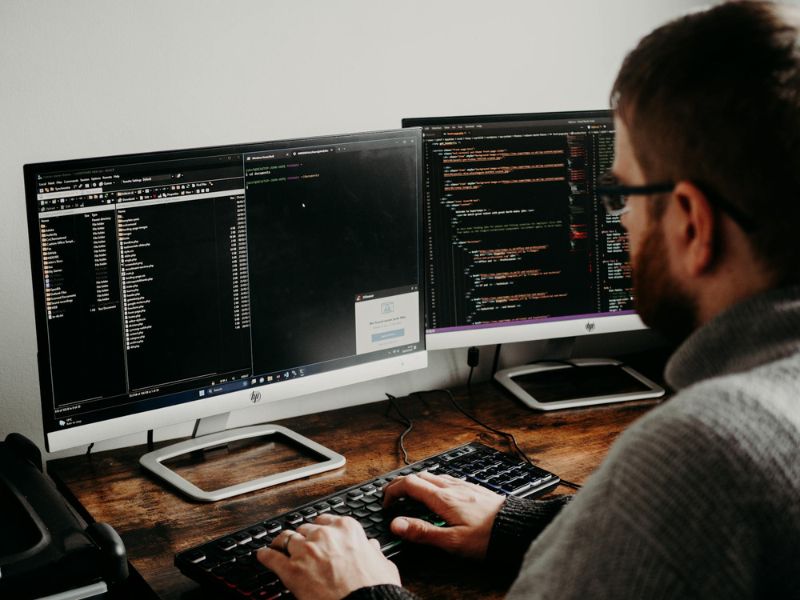 Việc làm IT phần mềm Back-end Developer thu hút nhất đối với độ tuổi từ 23 đến 26