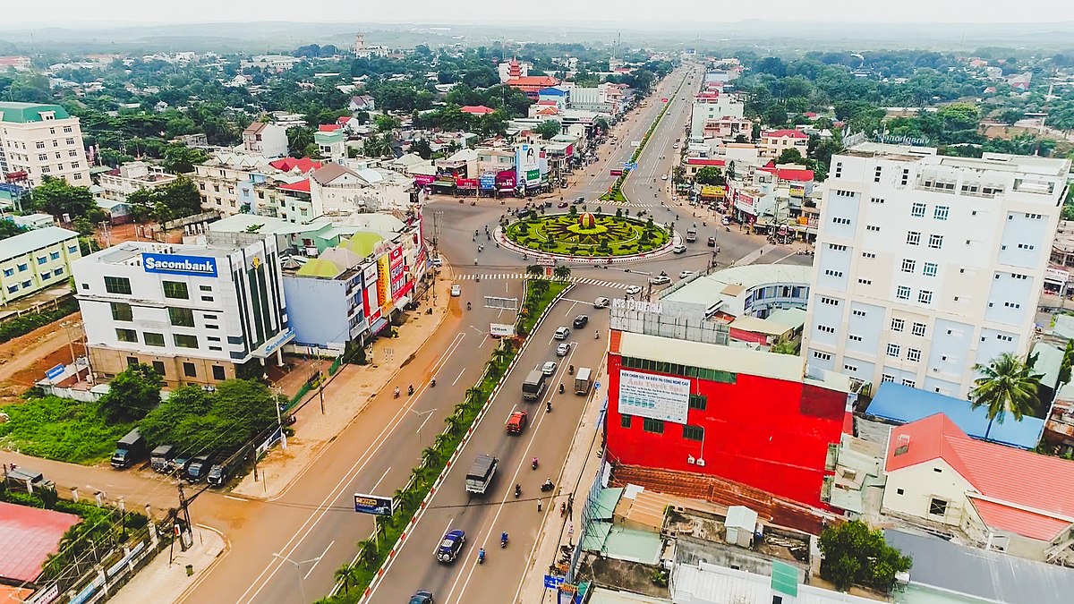 Là trung tâm kinh tế của Bình Phước, Đồng Xoài mang lại cơ hội việc làm đa dạng cho người lao động