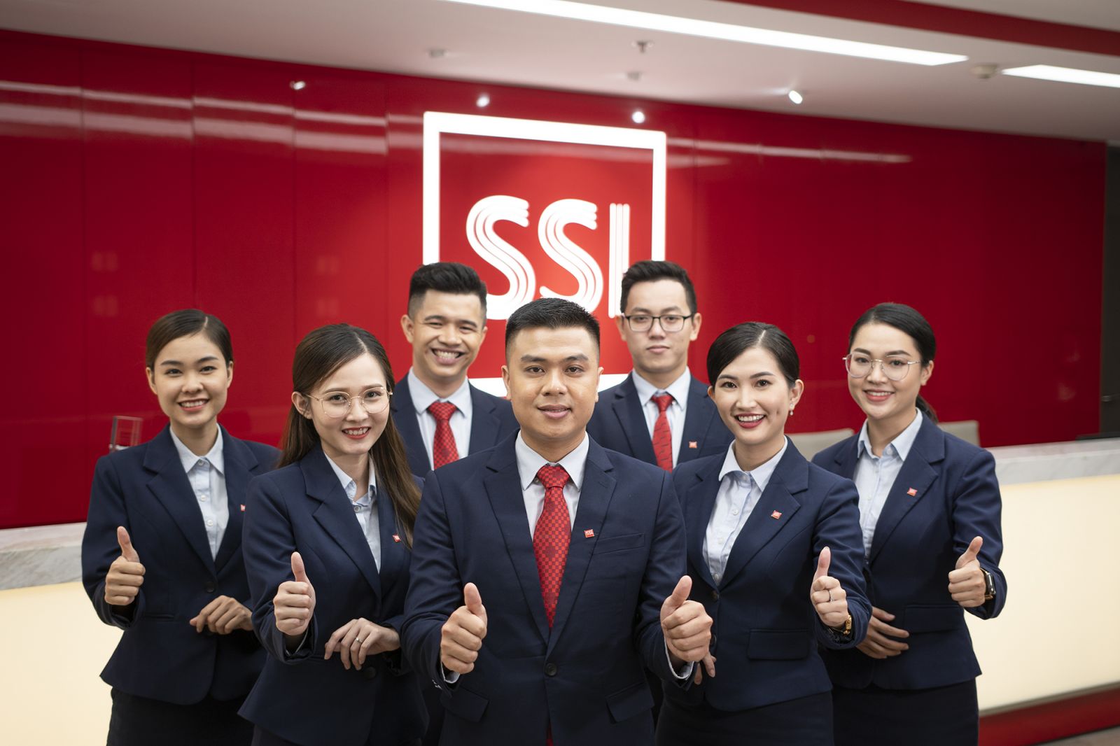 SSI tự hào nằm trong top các doanh nghiệp chứng khoán hàng đầu Việt Nam