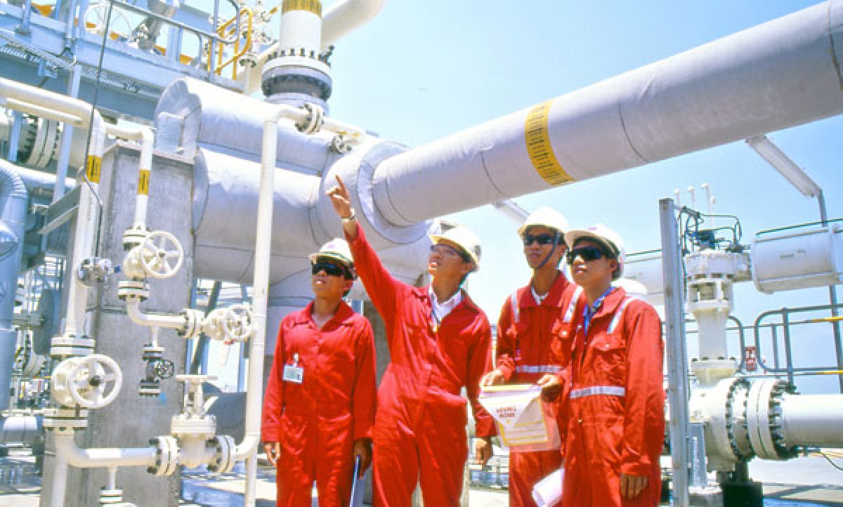 Nhu cầu tuyển dụng nhân lực việc làm Dầu khí/ Hóa chất đang ngày càng cao