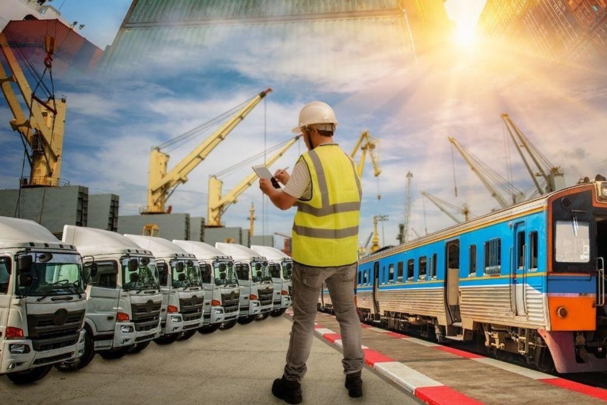 Nhiều doanh nghiệp tuyển nhân viên logistics với vị trí nhân viên hiện trường