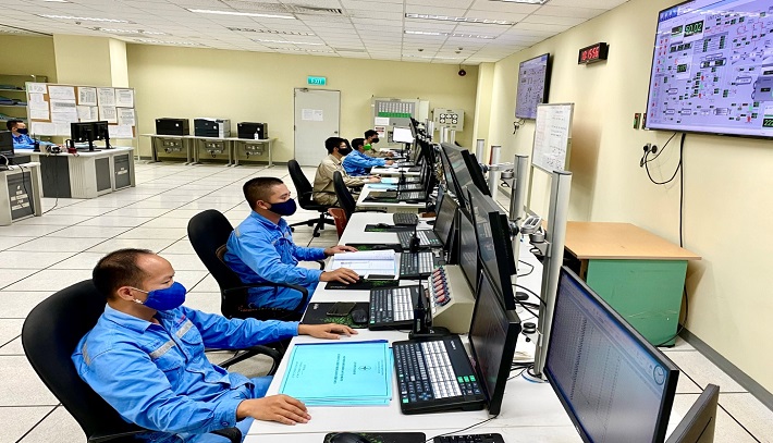 Vận hành nhà máy điện đòi hỏi sự tập trung cao độ và tuân thủ nghiêm ngặt các quy trình vận hành
