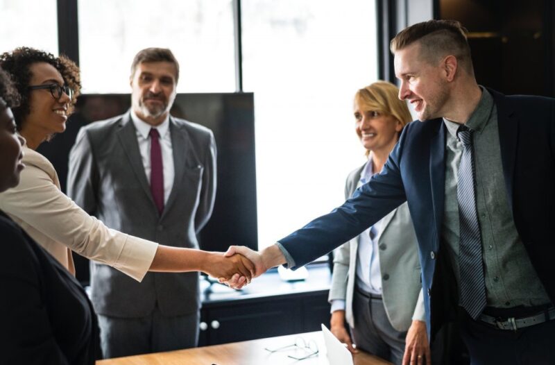Sales Engineer đòi hỏi phải có kỹ năng giao tiếp, tương tác