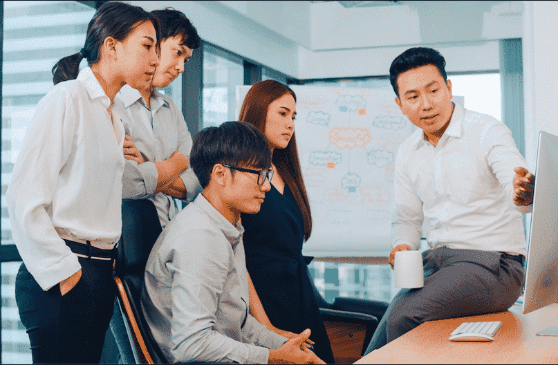 Trưởng nhóm kinh doanh thị trường có nhiệm vụ xây dựng, triển khai các chiến lược kinh doanh nhằm thâm nhập và phát triển thị trường mới