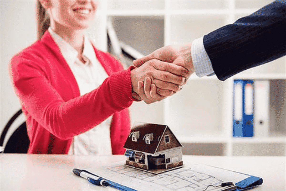 Việc làm trưởng phòng kinh doanh bất động sản chịu trách nhiệm xây dựng chiến lược phát triển sản phẩm