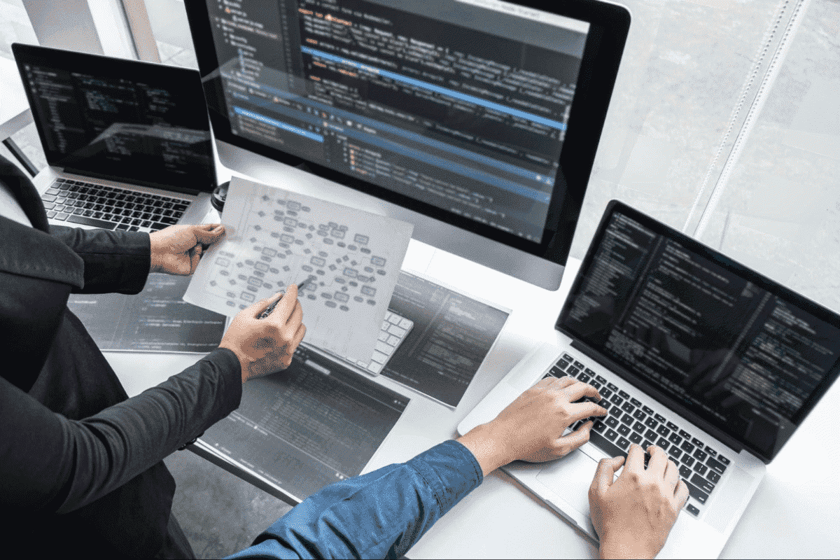 Flutter giúp lập trình viên phát triển ứng dụng cho cả Android và iOS từ một cơ sở mã nguồn duy nhất