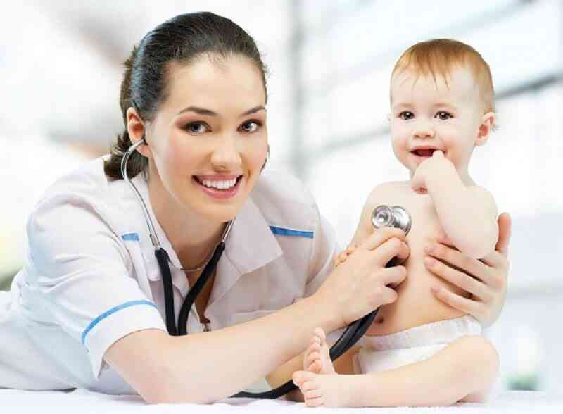 Nhu cầu tuyển dụng bác sĩ nhi khoa ngày càng tăng trong các bệnh viên lớn