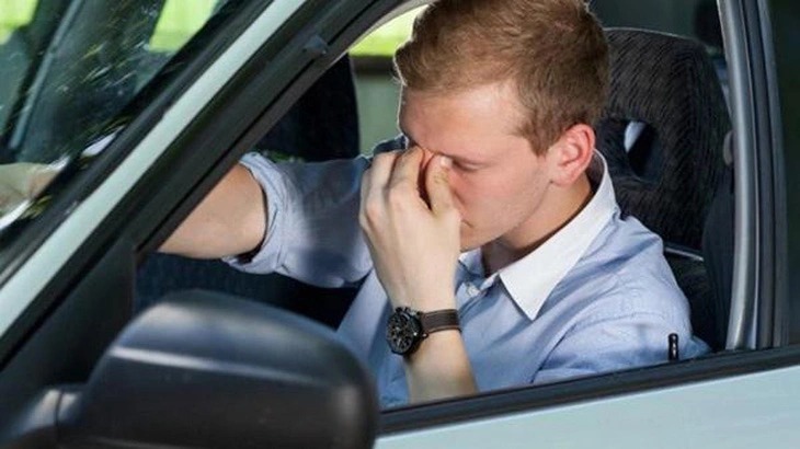 Những khó khăn trong việc làm lái xe văn phòng