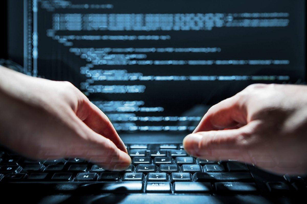 Lập trình viên NodeJS phải thường xuyên sử dụng kết hợp với nhiều ngôn ngữ khác nhau để xây dựng một ứng dụng hoàn chỉnh